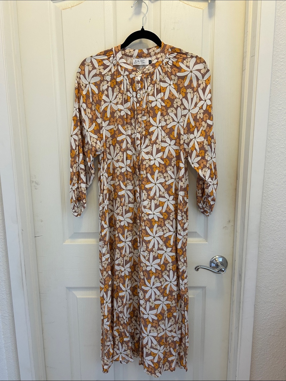 Ava Sky Brown and White Floral Button-Front Maxi Dress, XS
